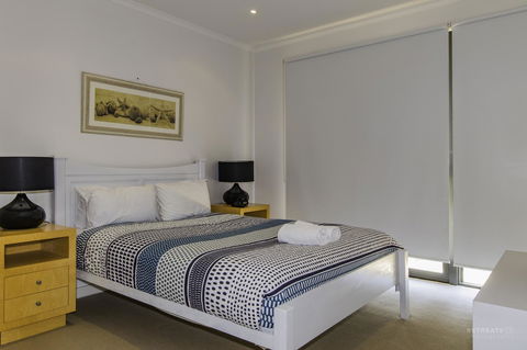 Torquay Golf Retreats - Pool, Beach, Tennis, Golf - Accommodation Sunshine Coast 8