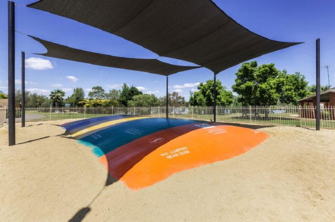 Lakeside Country Club - Accommodation Sunshine Coast 7