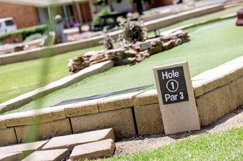 Lakeside Country Club - Accommodation Sunshine Coast 5