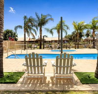 Lakeside Country Club - Accommodation Sunshine Coast
