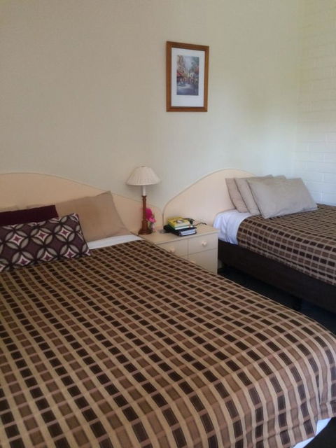 Ambassador Motor Inn - Accommodation Sunshine Coast 27