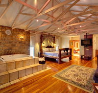 Ditto Daddy's - Accommodation Sunshine Coast