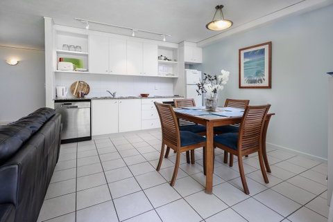 Coloured Sands - Rainbow Beach Resort - 5 Mins To Beach - Accommodation Sunshine Coast 3