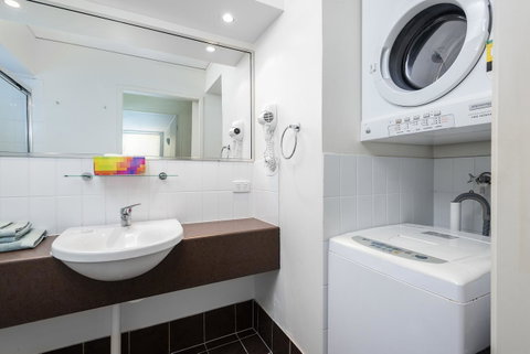 Coloured Sands - Rainbow Beach Resort - 5 Mins To Beach - Accommodation Sunshine Coast 10