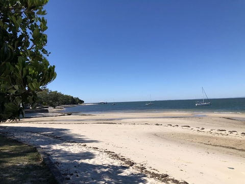 Bribie Island Hotel - Accommodation Sunshine Coast 9