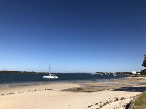 Bribie Island Hotel - Accommodation Sunshine Coast 25