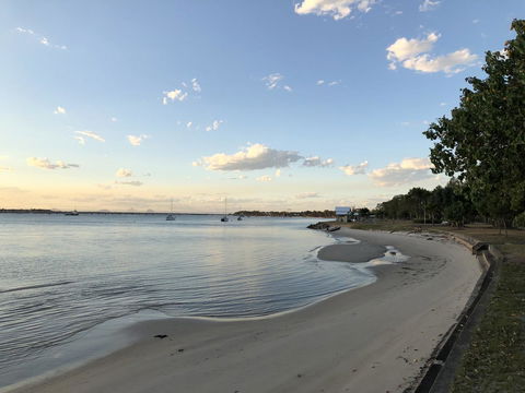 Bribie Island Hotel - Accommodation Sunshine Coast 24