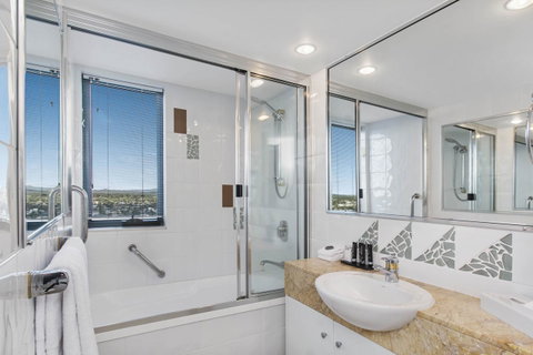 Mantra Mooloolaba Beach - Accommodation Sunshine Coast 21