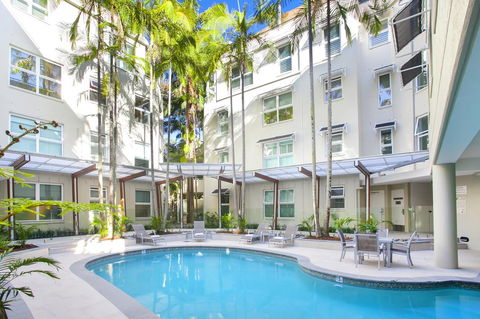 Emerald Noosa - Accommodation Sunshine Coast 1