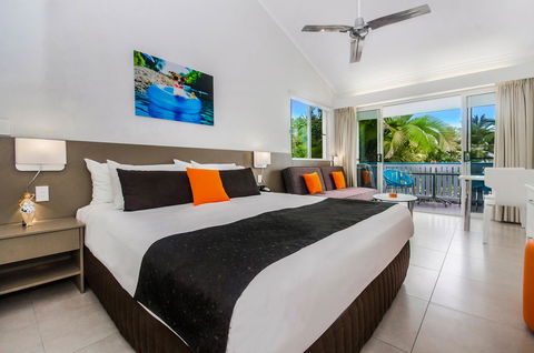 By The Sea Port Douglas - Accommodation Sunshine Coast 2
