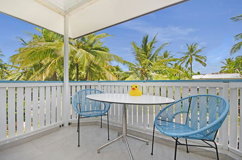By The Sea Port Douglas - Accommodation Sunshine Coast 16