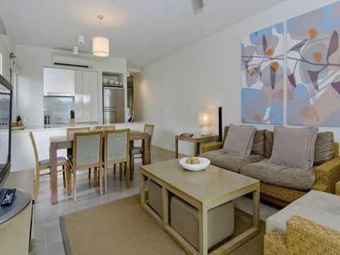 Beach Club Port Douglas Luxury Apartments - Accommodation Sunshine Coast 2