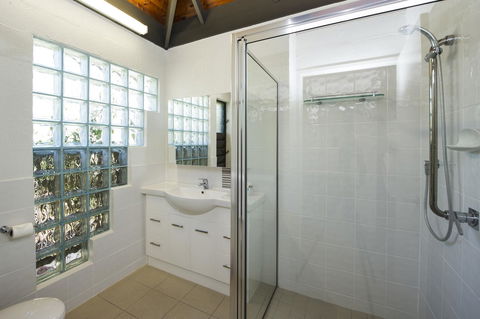 Island Leisure Resort - Accommodation Sunshine Coast 3