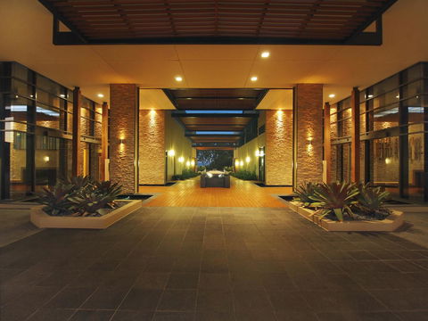 Oaks Redcliffe Mon Komo Suites - Accommodation Sunshine Coast 15