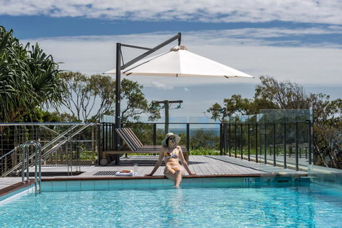 Oaks Redcliffe Mon Komo Suites - Accommodation Sunshine Coast 6