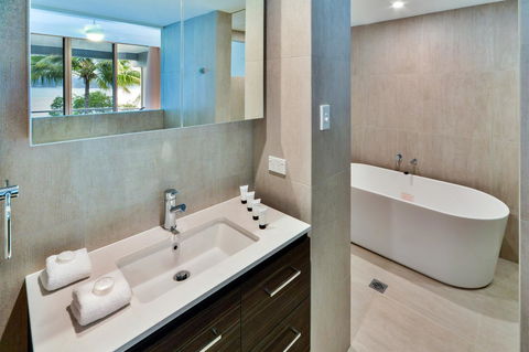 Frangipani 104 - Hamilton Island - Accommodation Sunshine Coast 10