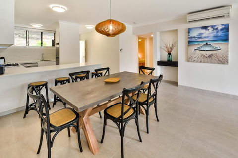 Frangipani 104 - Hamilton Island - Accommodation Sunshine Coast 6