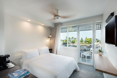 Heart Hotel And Gallery Whitsundays - Accommodation Sunshine Coast 5
