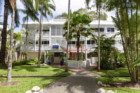 The White House Port Douglas - Accommodation Sunshine Coast 1