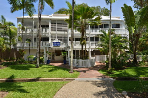 The White House Port Douglas - Accommodation Sunshine Coast 0