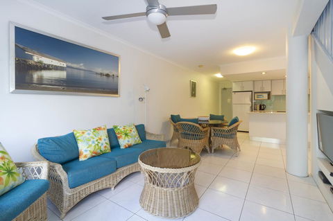 The White House Port Douglas - Accommodation Sunshine Coast 24