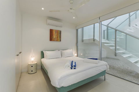 Pool Resort Port Douglas - Accommodation Sunshine Coast 23