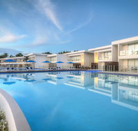 Pool Resort Port Douglas - Accommodation Sunshine Coast