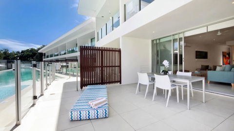 Pool Resort Port Douglas - Accommodation Sunshine Coast 10