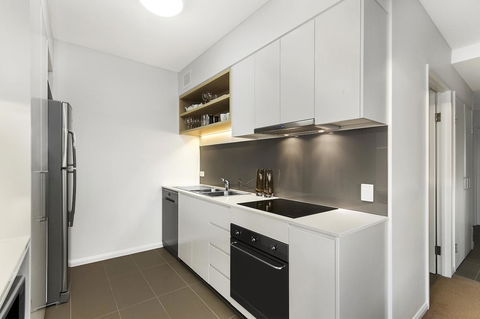 Allure Hotel & Apartments - Accommodation Sunshine Coast 13