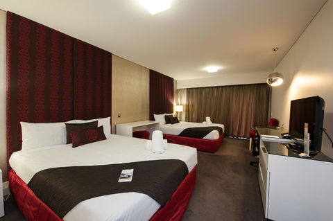City Golf Club Motel - Accommodation Sunshine Coast 4