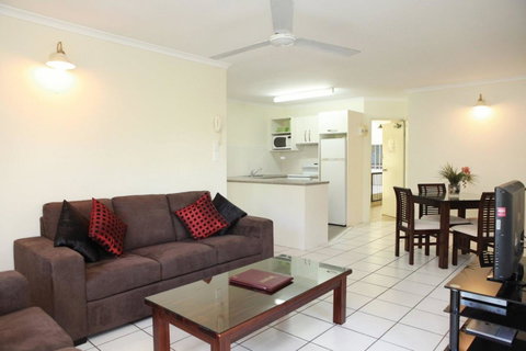 The Port Douglas Queenslander - Accommodation Sunshine Coast 32