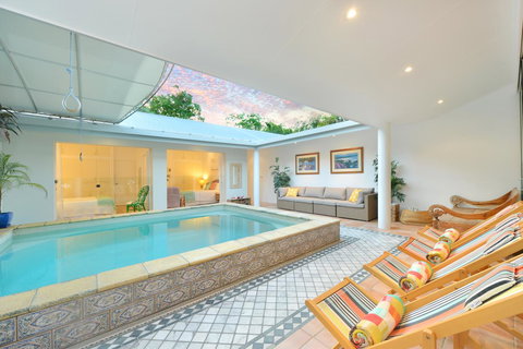 [ ANDY'S BEACH HOUSE ] - Accommodation Sunshine Coast 0