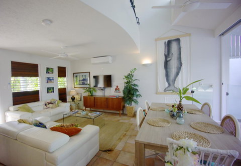 [ ANDY'S BEACH HOUSE ] - Accommodation Sunshine Coast 34