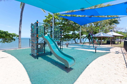 Trinity Beach Pacific - Accommodation Sunshine Coast 26