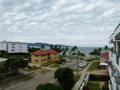 Madison Ocean Breeze Apartments - Accommodation Sunshine Coast 39