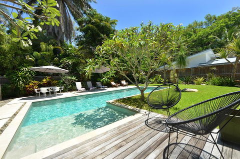 Jamaica Beach House - Accommodation Sunshine Coast 4