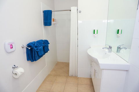 Port Douglas Motel - Accommodation Sunshine Coast 13