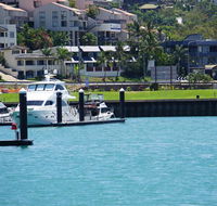 Airlie Seaview Apartments - Accommodation Sunshine Coast
