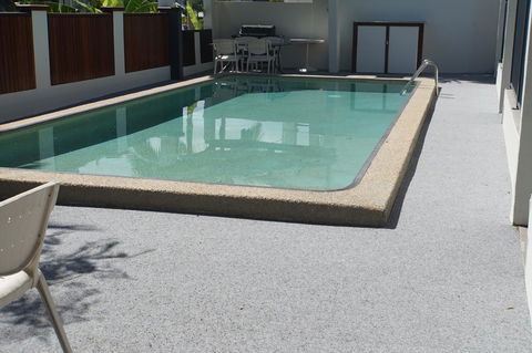 Airlie Seaview Apartments - Accommodation Sunshine Coast 18