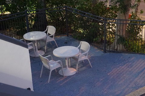 Airlie Seaview Apartments - Accommodation Sunshine Coast 16