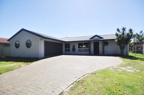 Bribie Island Canal Holiday Destination! - Accommodation Sunshine Coast 23