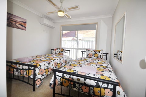 Bribie Island Canal Holiday Destination! - Accommodation Sunshine Coast 18