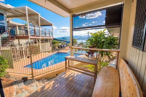 Airlie Apartments - Accommodation Sunshine Coast 16