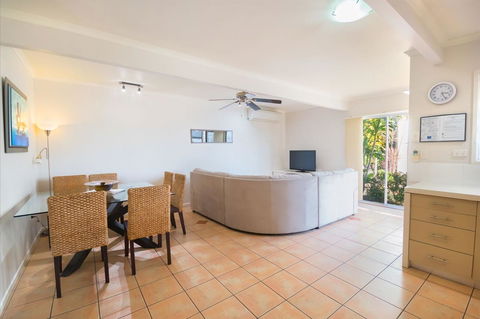 Airlie Apartments - Accommodation Sunshine Coast 11