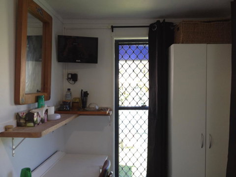 XYL Pets Friendly Seaside Boutique Guesthouse - Accommodation Sunshine Coast 29