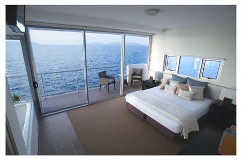 1 Bright Point Apartment 5201 - Accommodation Sunshine Coast 0