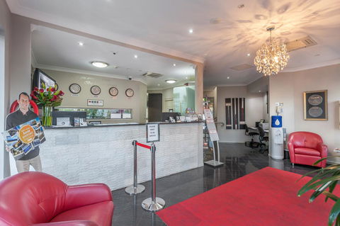 Platinum International - Accommodation Sunshine Coast 35