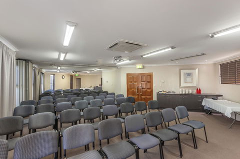 Platinum International - Accommodation Sunshine Coast 38