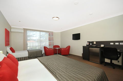 Platinum International - Accommodation Sunshine Coast 21