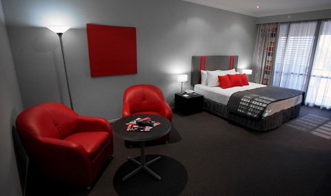 Platinum International - Accommodation Sunshine Coast 30